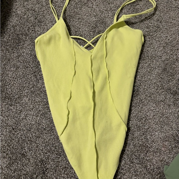 Body’s - Picture 2 of 2